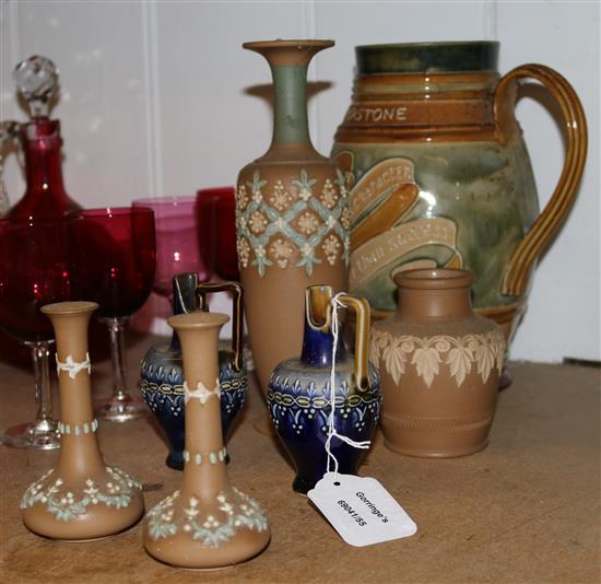 7 small pieces of Doulton